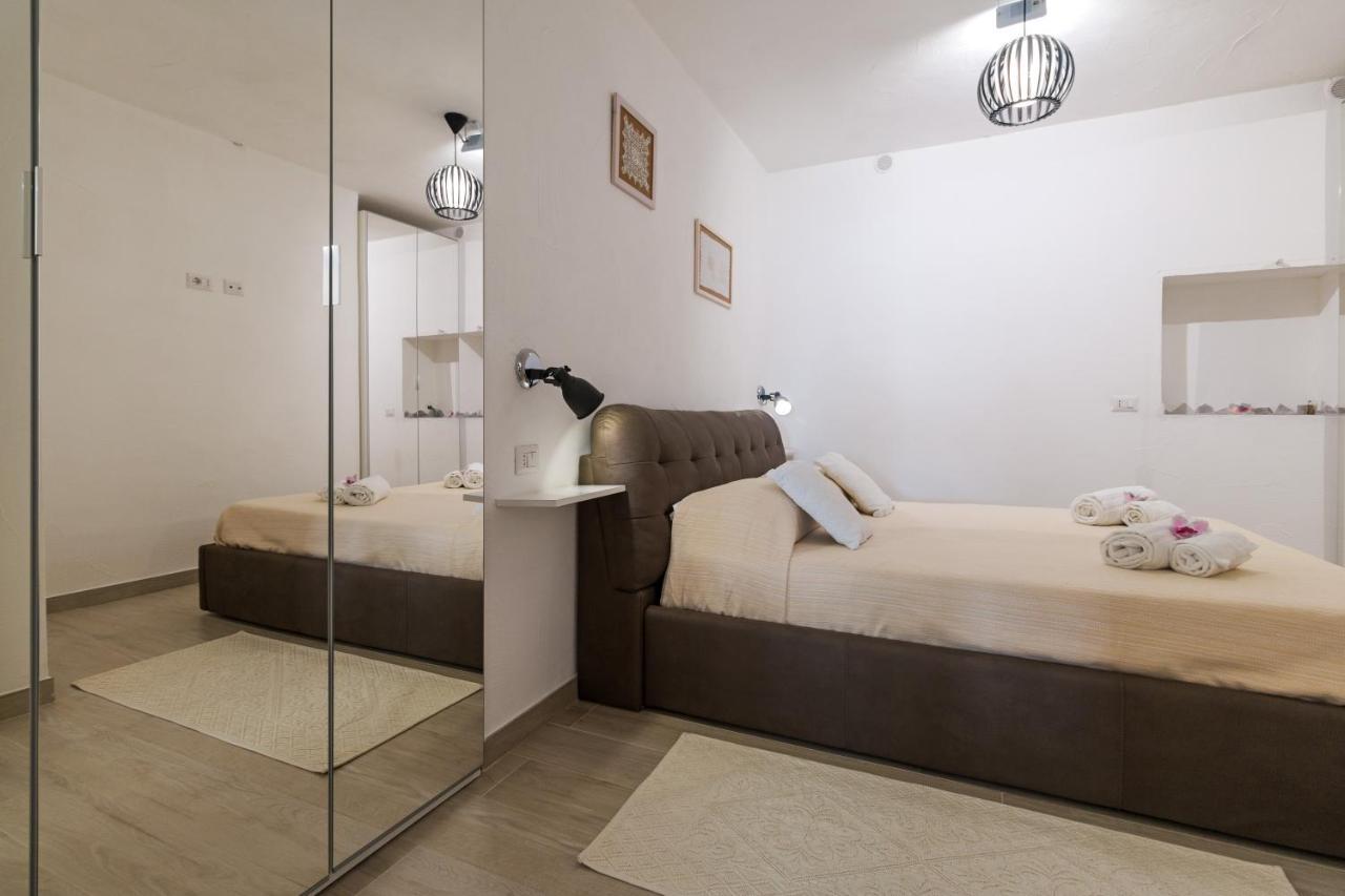 Purple Flower Suite Apartment كالا غونوني المظهر الخارجي الصورة